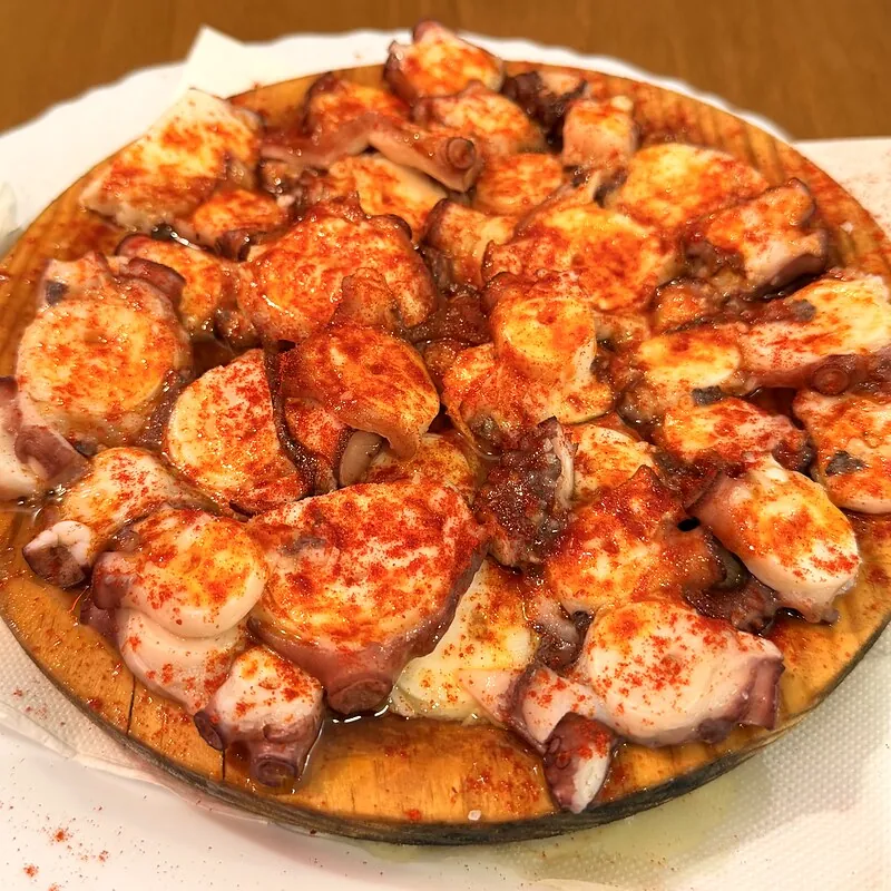 Pulpo á Feira - La Parrilla de Champi, Noia